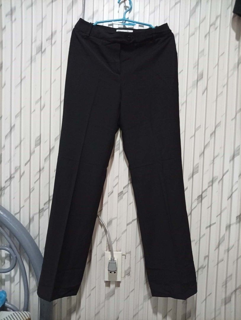 Vintage Christian Dior Parfums trouser pants ( Authentic ) (Category: Other Bottoms) located in Barotac Nuevo. Submitted by john.pritz (Listing ID 1470052839, Image 1). Description: vintage Chistian Dior Parfums Trouser pants ( Authentic ) Like new Condi no issue Width 28 to 30 Length 41.