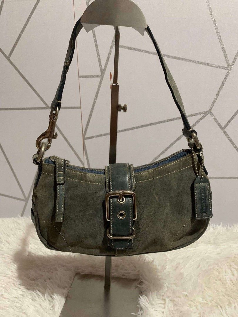 Vintage coach (Category: Luxury Bags & Wallets) located in Cagayan de Oro. Submitted by akidomingo088 (Listing ID 1470107119, Image 1). Description: Vintage Y2k coach hampton demi shoulder bag .
