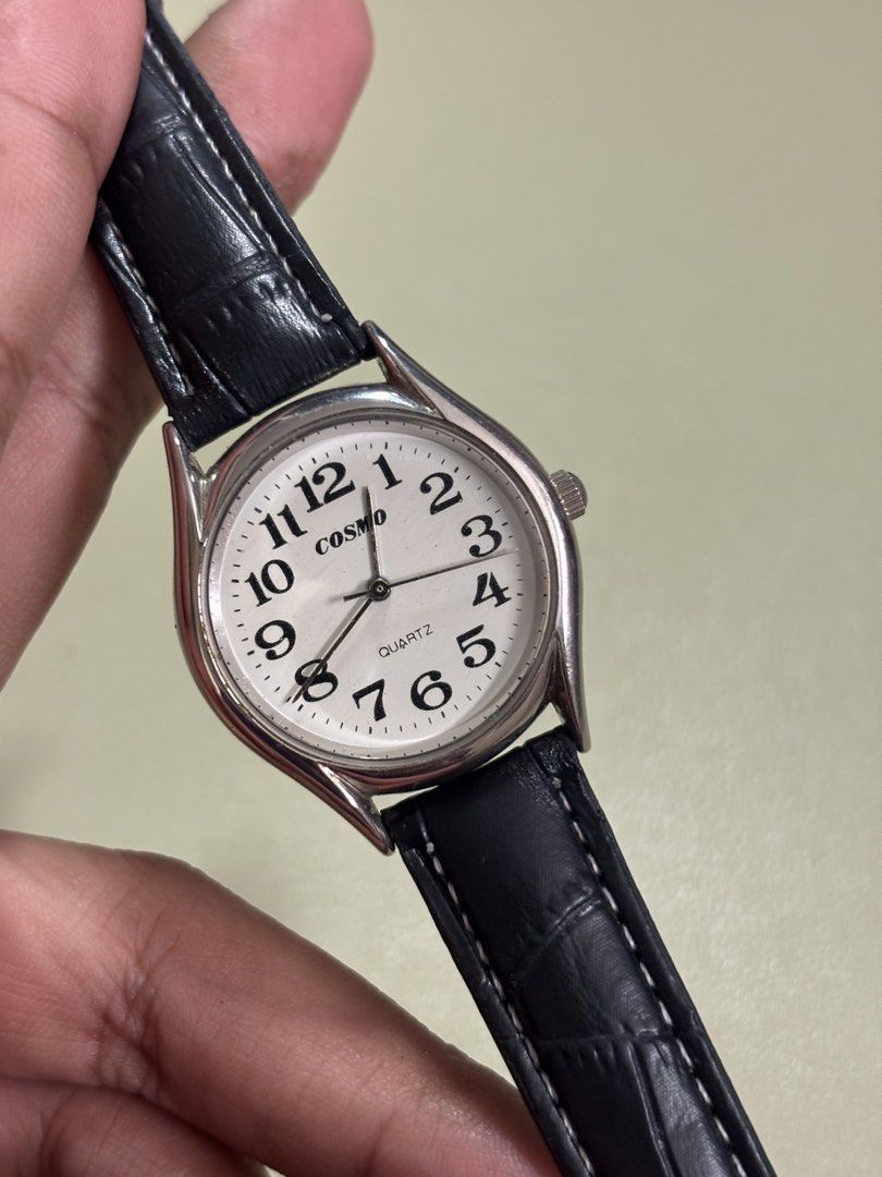 Vintage Cosmo (Category: Men's Watches) located in Bacolod City. Submitted by archives_by_k (Listing ID 1469998747, Image 1). Description: Authentic Japan 34mm crown included 10mm 16mm lig width Working Quartz.