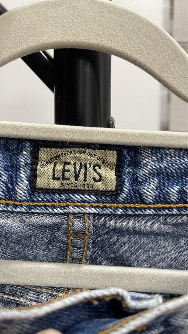 Vintage Levis’s Baggy Jeans (Category: Jeans) located in Manila. Submitted by to_ri (Listing ID 1470077240, Image 3). Description: 🛍️ PRODUCT DETAILS 📏 Size: Medium 📌 TERMS & CONDITIONS 💸 Payment first 📦 Shipping: J&T, LBC, Same day delivery couriers 🚫 No returns or refunds ❌ No joy/bogus buyers 💗 Please buy responsibly. Thank you!.