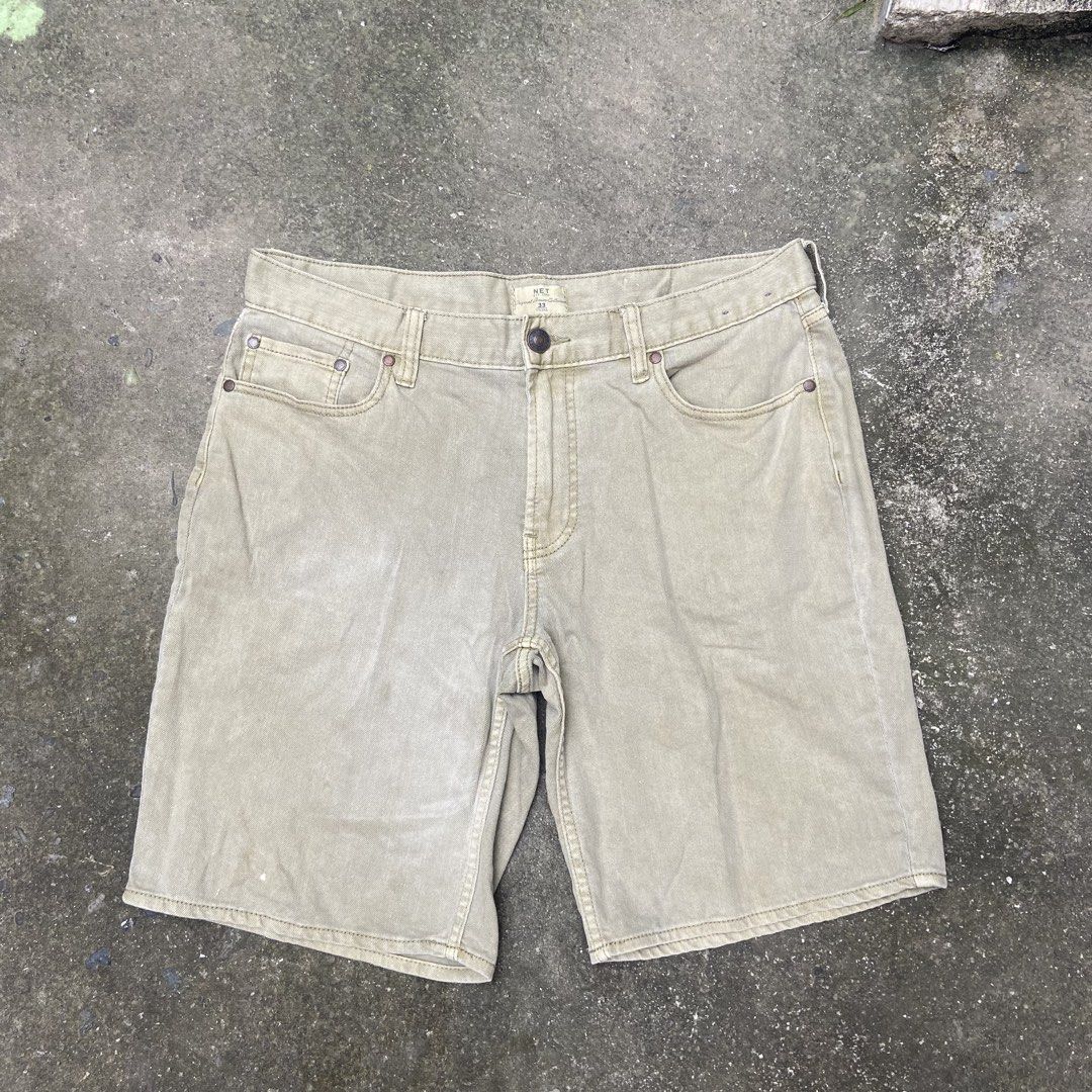 Vintage NET Twill Bermuda Denim Shorts (Category: Shorts) located in Angeles City. Submitted by eriellynngotvintage (Listing ID 1470092025, Image 1). Description: 34 W 20 L 11 Leg Opening Good Condition. See photos for details 420 Angeles City Pampanga.