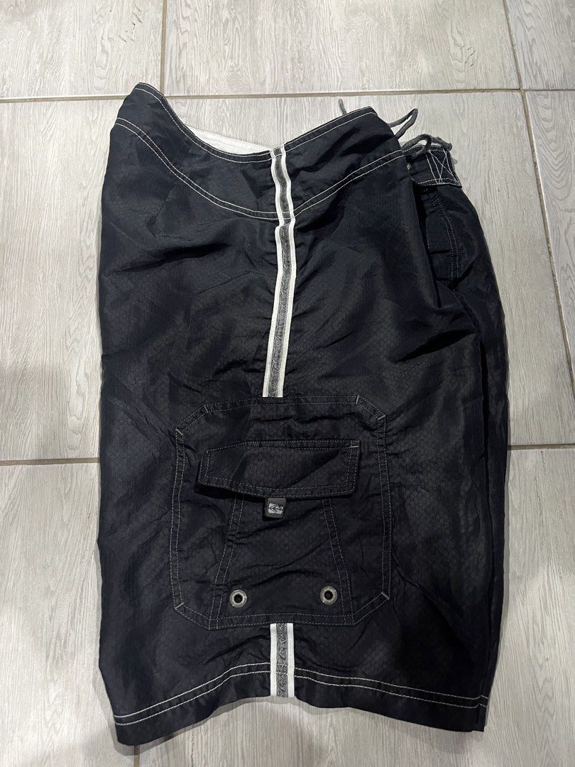 Vintage Oneill Board Short /Black / Size 34 (Category: Swim Trunks & Board Shorts) located in Camalaniugan. Submitted by anarchymonopoly052128 (Listing ID 1470131363, Image 2). Description: Dimes: Waistline : 34 Length: 21.5 Inches Thigh: 14 Inches Leg Hole/Hem: 12.5 Inches .