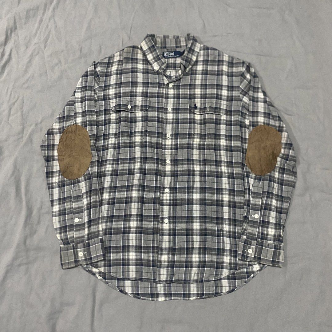 Vintage Polo Ralph Lauren (Category: Tshirts & Polo Shirts ) located in Manila. Submitted by forsalegarments (Listing ID 1470121945, Image 1). Description: Excellent Condition Color Rate 9.8/10 22x29 No issue.