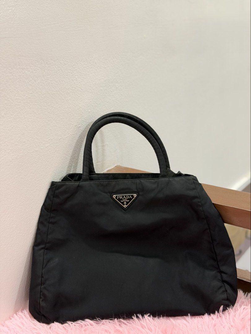 Vintage Prada Tessuto Nylon Tote (Category: Tote Bags) located in Marikina City. Submitted by reloved8 (Listing ID 1470019980, Image 1). Description: .