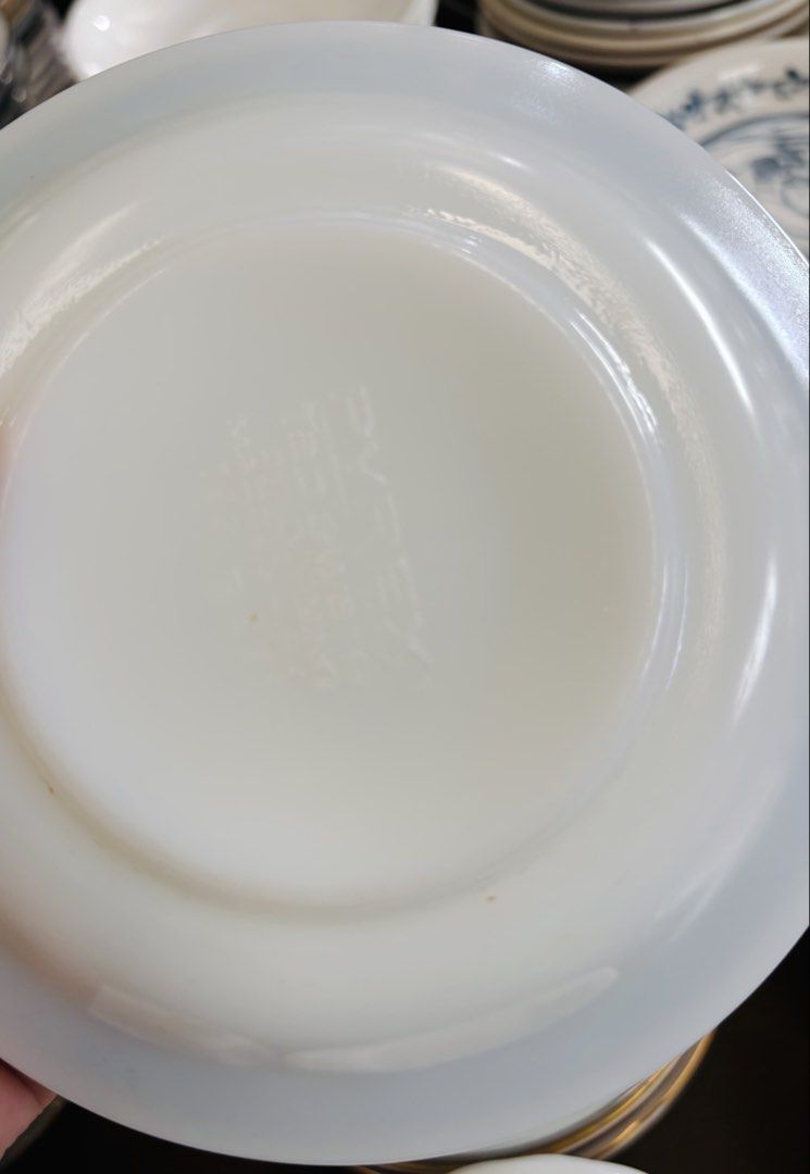 Vintage Pyrex saucers (Category: Other Kitchenware & Tableware) located in Dapitan. Submitted by clarisasan19348 (Listing ID 1469947785, Image 2). Description: .