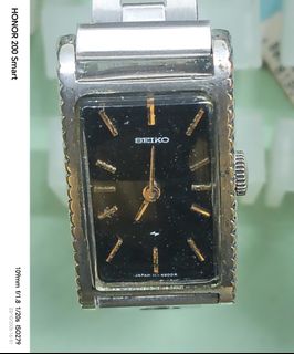 (Category: ) located in . Submitted by skmvintagewatches77 (Listing ID 1469964486, Image 1). Description: .