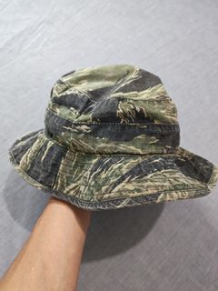 (Category: ) located in . Submitted by used_clothing2600 (Listing ID 1469970222, Image 1). Description: .