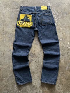 (Category: ) located in . Submitted by thrifted_different (Listing ID 1470045675, Image 1). Description: .