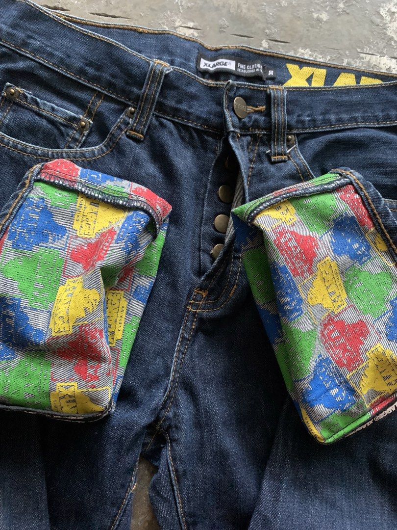 Vintage XLARGE Gorilla Patch Button-Fly Pants (Category: Jeans) located in Quezon City. Submitted by thrifted_different (Listing ID 1470045675, Image 3). Description: PRESTINE AND BRAND NEW LIKE CONDITION issue yung tab lang nasa last pic Width - 30 inches on tag (32 inches sa tape measure) Height - 41 inches Hem - 7 inches QC AREA (near SM NORTH EDSA) CAN SHIP VIA LALAMOVE/JNT PRICE PLUS SF.
