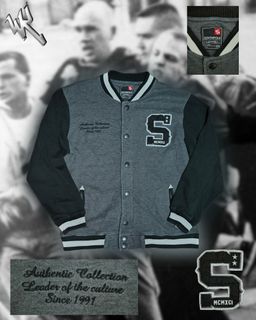 (Category: ) located in . Submitted by wicked.sick.thrifts (Listing ID 1470075917, Image 1). Description: .
