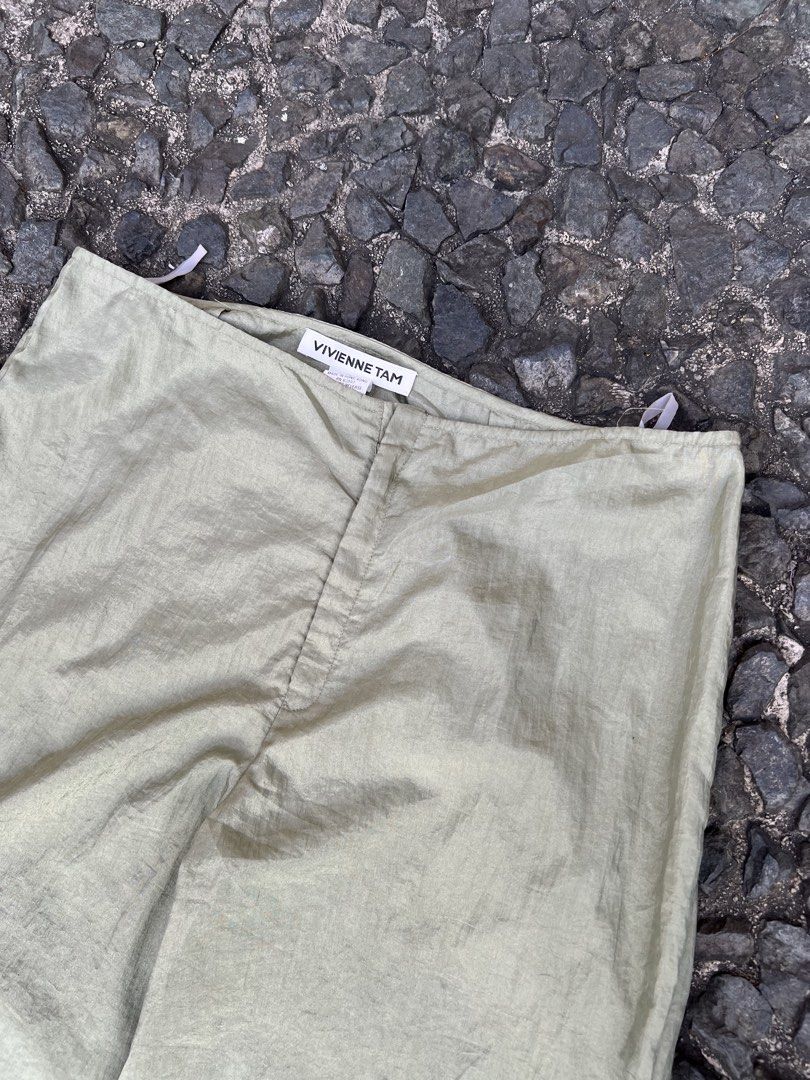 Vivienne tam vintage trousers (Category: Other Bottoms) located in Quezon City. Submitted by shanks. (Listing ID 1470048335, Image 2). Description: Vivienne tam vintage trousers Size : 1 Dimensions : Length : 39.5 Inseam : 29 Leg opening : 10.5 Knee : 9.5 Thigh : 11.5 Front rise : 10 Waistline : 30 Issue : None .