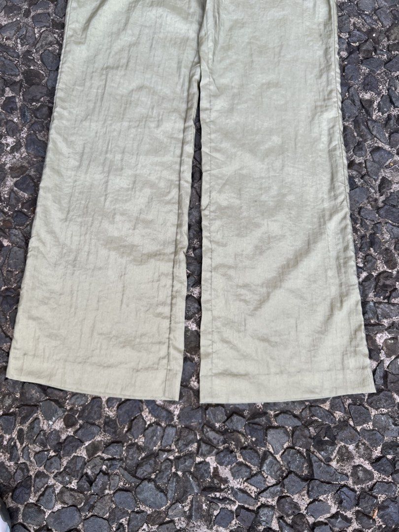 Vivienne tam vintage trousers (Category: Other Bottoms) located in Quezon City. Submitted by shanks. (Listing ID 1470048335, Image 3). Description: Vivienne tam vintage trousers Size : 1 Dimensions : Length : 39.5 Inseam : 29 Leg opening : 10.5 Knee : 9.5 Thigh : 11.5 Front rise : 10 Waistline : 30 Issue : None .