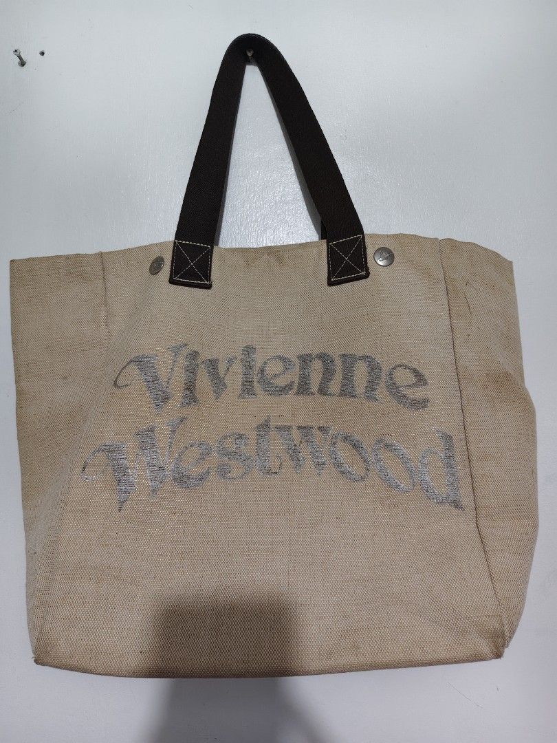 Vivienne Westwood canvas tote (Category: Beach Bags) located in Baguio. Submitted by taishuiha2026 (Listing ID 1470111246, Image 1). Description: .