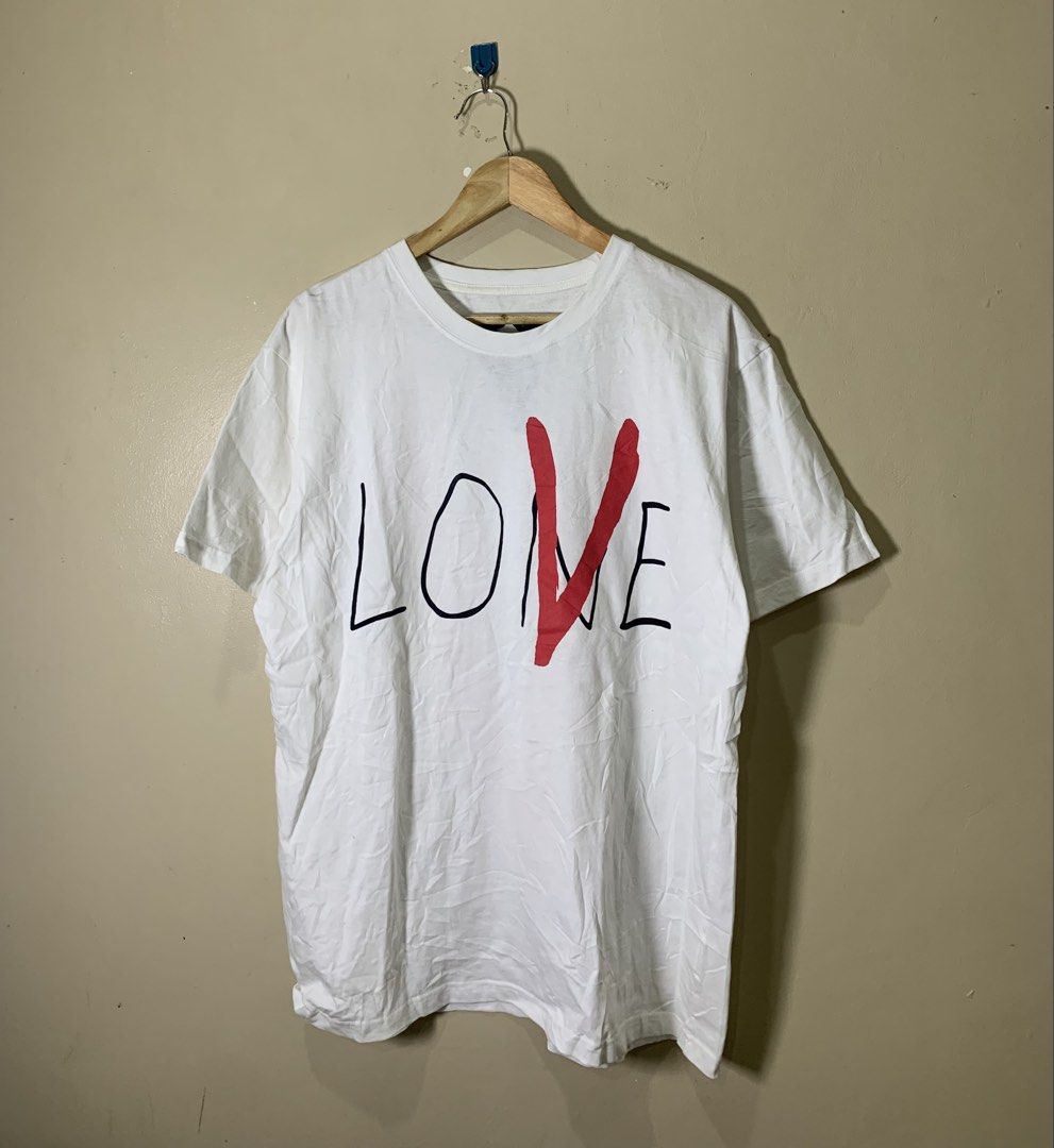 Vlove “Love” tee (Category: Tshirts & Polo Shirts ) located in Molave. Submitted by mysticbird_38213e (Listing ID 1469988666, Image 2). Description: Good condition No issue Solid po nito best for LARGE.