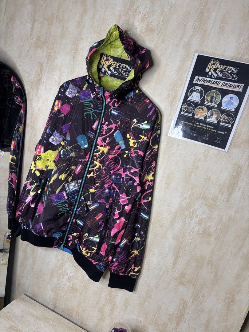 VOLCOM JACKET (Category: Coats, Jackets and Outerwear) located in Cabuyao City. Submitted by pormanation-thrift-store (Listing ID 1470001019, Image 2). Description: VOLCOM JACKET Condition: EXCELLENT Color rate: 9.5/10 Size: LARGE Dimes: 22.5”Wx29”L Issue: NONE‼️ Price: 1500.