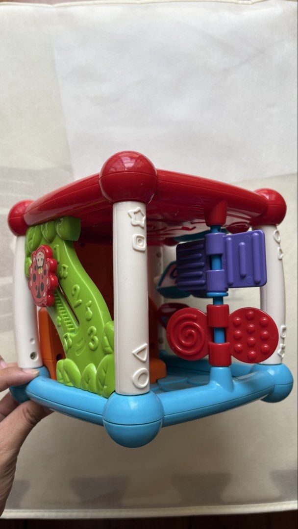 VTech Busy Learners Activity Cube Toy (Category: Educational & Learning Toys) located in Paranaque City. Submitted by donrufino.sarisari (Listing ID 1469978363, Image 3). Description: VTech Busy Learners Activity Cube ✨ Condition: 9/10. No issues, fully functional! ❔Reason for selling: My child has outgrown this already. Decluttering! 🏷️ Original price was at around Php 1,200.00. 💖 Selling for only Php 450.00. 📍BF Homes, Parañaque City 📝 Note