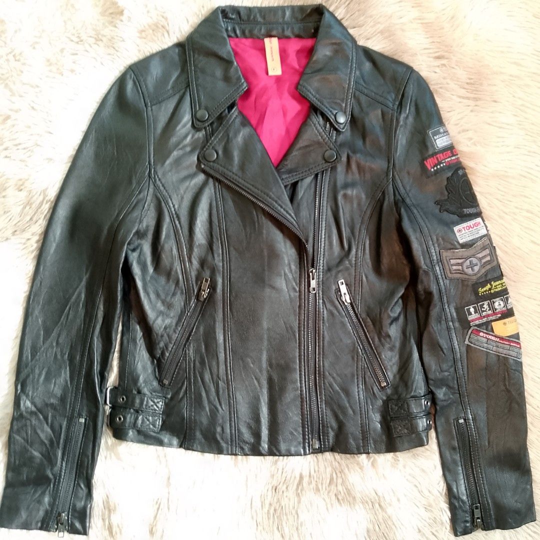 vtg TOUGH Jeansmith Lambskin Leather Jacket (Category: Coats, Jackets and Outerwear) located in Antipolo. Submitted by justdropby.ph (Listing ID 1470026787, Image 2). Description: excellent condition XSmall can fit to Small size 17 width 20.5 length authentic piece from the Bauhaus HK.