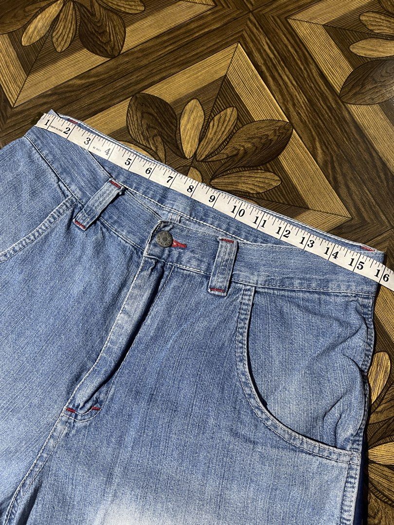 VTG/ Y2K KARL KANI SIDE SCRIPT WASHED CARPENTER LONG JORTS (Category: Jeans) located in Solano. Submitted by saint1drop_clxn (Listing ID 1470075747, Image 3). Description: Y2K FLAVA 🔥 vtg washed and has cool embroidery also .