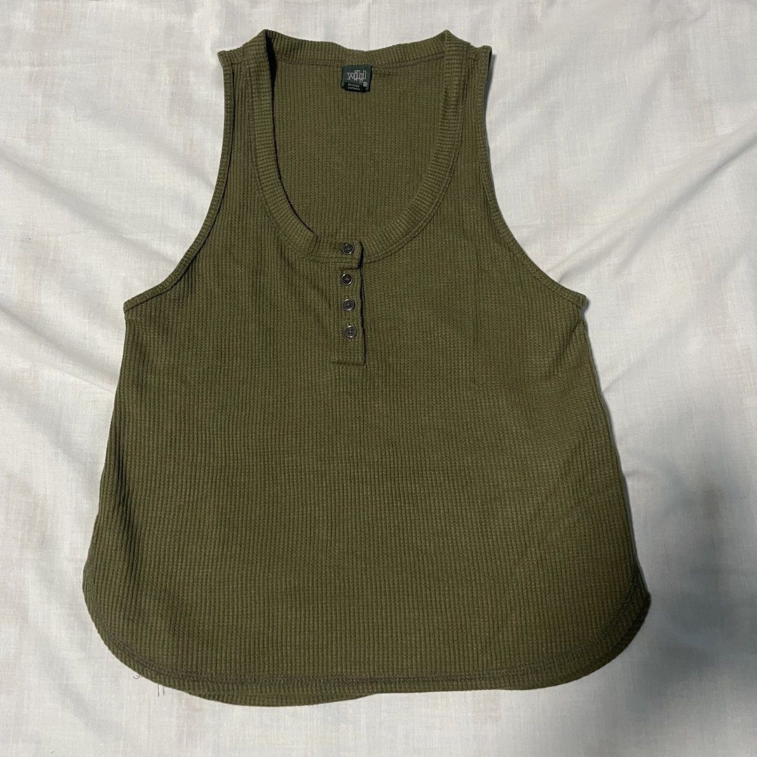Wild Fable Olive Green Button Front Tank Top Size S (Category: Sleeveless) located in San Ildefonso. Submitted by rgdeclutters (Listing ID 1470009991, Image 3). Description: L - 19" W - 14".