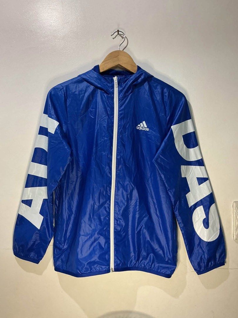 Windbreaker jacket (Category: Coats, Jackets and Outerwear) located in Manila. Submitted by rose_9090 (Listing ID 1469916991, Image 2). Description: .