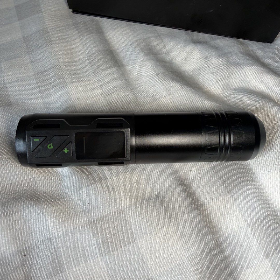 Wireless Pen Machine Rotary Tattoo Device (Category: Medical Supplies & Tools) located in Manila. Submitted by jxuerae (Listing ID 1470125504, Image 3). Description: - Type: Wireless tattoo pen machine - Display: Built-in digital screen with voltage control buttons - Good condition Still negotiable, just send your offers. Via J&T, Lalamove, Pick up, Lbc..
