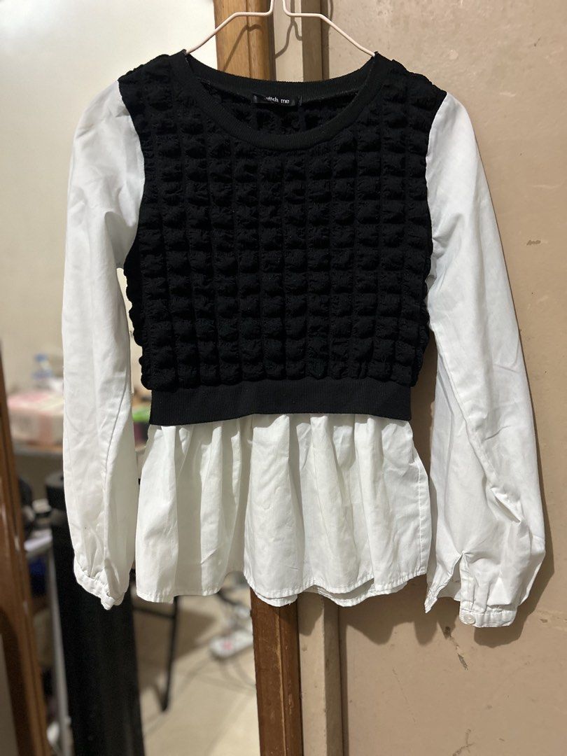 Witch Me Black and White Textured Top Blouse (Category: Blouses) located in Manila. Submitted by prelovedbyeljodi (Listing ID 1470012013, Image 1). Description: ✨ **Dress for Sale!** ✨ 👗 Lightly used and still in great condition! 📌 **RFS:** Decluttering 💌 Message me if interested! .
