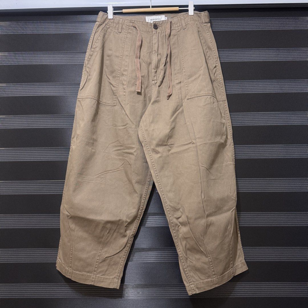 Workware Heritage Khaki Baker Balloon Pants (Category: Trousers) located in Lucban. Submitted by bigsteppa.tiger (Listing ID 1470122368, Image 1). Description: Workware Heritage Khaki Baker Balloon Pants Good as new Size - 30 to 32 Lenght - 39 Hem - 10 - 1,480 pesos.