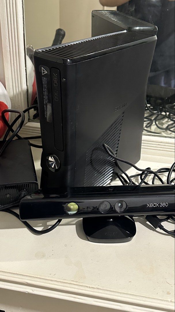 Xbox 360 Slim Console with Kinect (Category: Xbox) located in Las Pinas. Submitted by calizoosh (Listing ID 1469952750, Image 1). Description: - Xbox 360 Slim - Accessories: Kinect sensor, power brick, and power cables included - fully working - comes with a game and controller - Negotiable RFS: Decluttering and not in use.