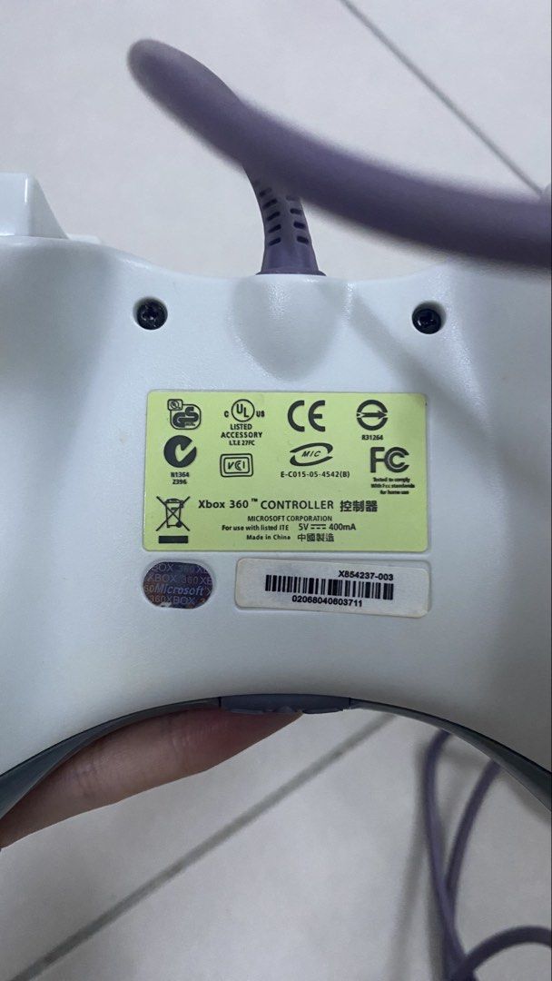 Xbox Controller Wired (Category: Xbox) located in Kangar. Submitted by wherearetheavocados (Listing ID 1470083850, Image 2). Description: Xbox 360 wired negotiable .