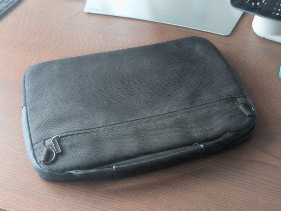XD Design Laptop Sleeve Bag, Computers & Tech, Parts & Accessories ...