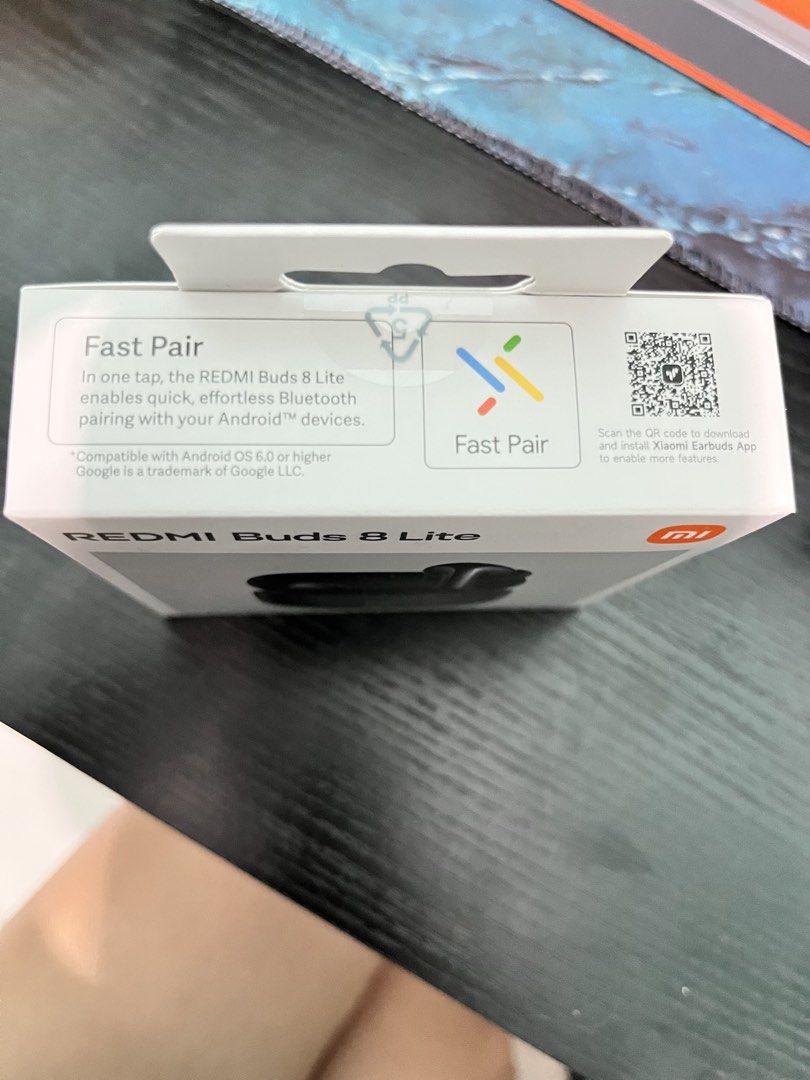 Xiaomi Redmi Buds 8 Lite (Category: Earphones) located in Manila. Submitted by yoshi_1111 (Listing ID 1470131588, Image 2). Description: - Brand new & 100% authentic: Unopened box with intact scratch-and-check verification sticker - Quick & easy setup: Supports Google Fast Pair and official Xiaomi Earbuds app (via QR code on box) - Reliable performance: Standard charging requirements as indicated on packaging - Ready for shipping .
