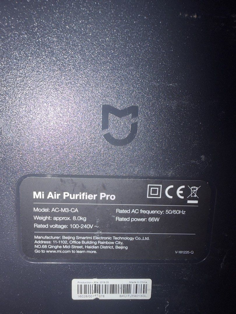 Xoami Air Purifier Pro (Category: Air Purifiers & Dehumidifiers) located in Bulacan. Submitted by mysticdeer.6d7f47 (Listing ID 1470028105, Image 2). Description: Good as New 99 percent Genuine Filter 220V Minor Issue: No Plastic Cover at the back Fully Functional.
