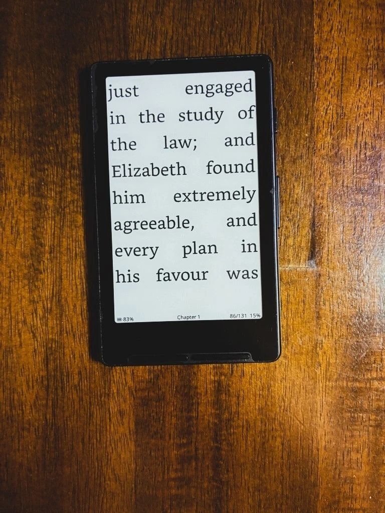 XTEINK X4 4.3" e-Reader Black 16GB (Category: E-Readers) located in Antipolo. Submitted by booksmnl2 (Listing ID 1470043345, Image 2). Description: Selling my XTEINK X4 in Black. Lightly used, in good condition, and everything works perfectly fine. Comes with complete accessories and CrossPoint 1.6 installed. 4.3-inch E-Ink Display USB-C Charging 16GB microSD Card Quick Start Guide microSD Card Reader Screen Protector & Applicator Kit 2 Magnetic 