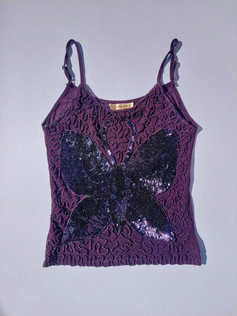 Y2k Beaded Top (Category: Sleeveless) located in Echague. Submitted by ribbitpicks (Listing ID 1470023738, Image 1). Description: no flaw hearing offers!! lock price 1,500.