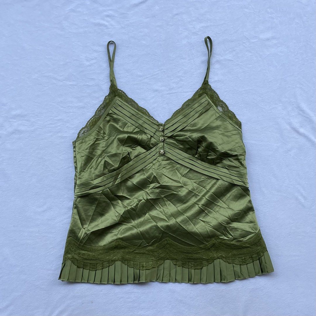 Y2K Cami Tops (Category: Blouses) located in General Santos City (Dadiangas). Submitted by kala_chuchi (Listing ID 1470111830, Image 1). Description: Size. Large 17 inches width 23.5 inches length No flaws Over all condition Excellent .