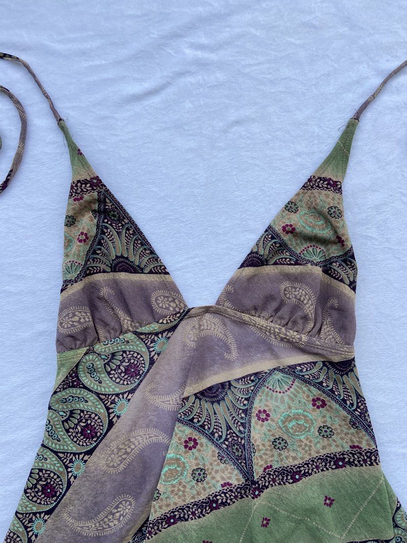 Y2K Fairycore Patchwork Halter tops, Supre (Category: Blouses) located in General Santos City (Dadiangas). Submitted by kala_chuchi (Listing ID 1470111524, Image 2). Description: Size. Small 13.5 inches width 30 inches length Flaws. Slice Over all condition Excellent .