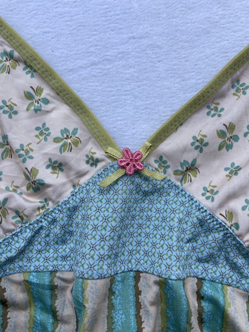 Y2K Floral Cami Tops, DKNY (Category: Blouses) located in General Santos City (Dadiangas). Submitted by kala_chuchi (Listing ID 1470112050, Image 3). Description: Size. Large 15 inches width 20 inches length No flaws Over all condition Excellent .