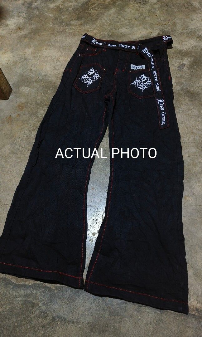 Y2K MODERN STREET WEAR (Category: Looking For) located in Valencia. Submitted by cebesusedclothshop (Listing ID 1469981997, Image 3). Description: credit to the owner of PSYLOS1 page.. size W29 L40 LIKE NEW CONDITION NO FLAWS see actual photo posted..