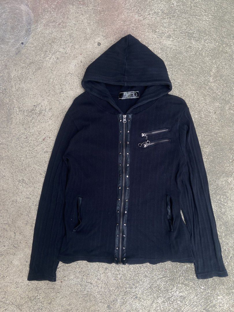 Y2K ZIP UP HOODIE (Category: Hoodies) located in El Salvador. Submitted by 00jiroo00 (Listing ID 1470093127, Image 1). Description: Y2K ZIP UP HOODIE Dimensions: W - 17.5 L - 24 Details: good condition must have signs of usage missing lace Condition: 9/10 Color rate: 8.5/10 Swipe for more details… M: ₱250 📌 Before You Buy: 📃 Please read all item details carefully 📍 Payment-first policy applies ❌ No cancellations, returns, or exchanges ‼️ Flake