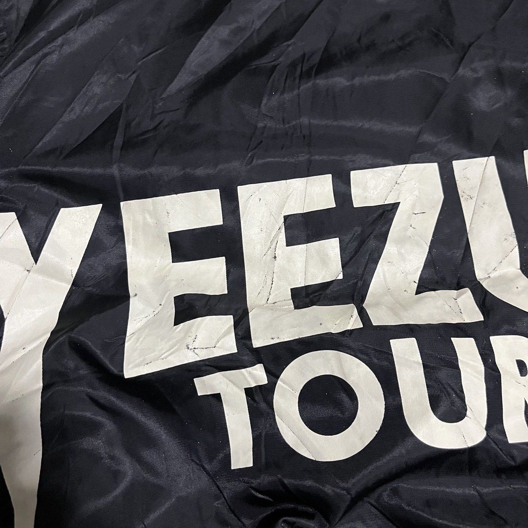 YEEZUS (Category: Hoodies) located in Iloilo. Submitted by thrift2cali (Listing ID 1470139164, Image 3). Description: 22 / 25 EXCELLENT HAIRLINES 10 / 10.