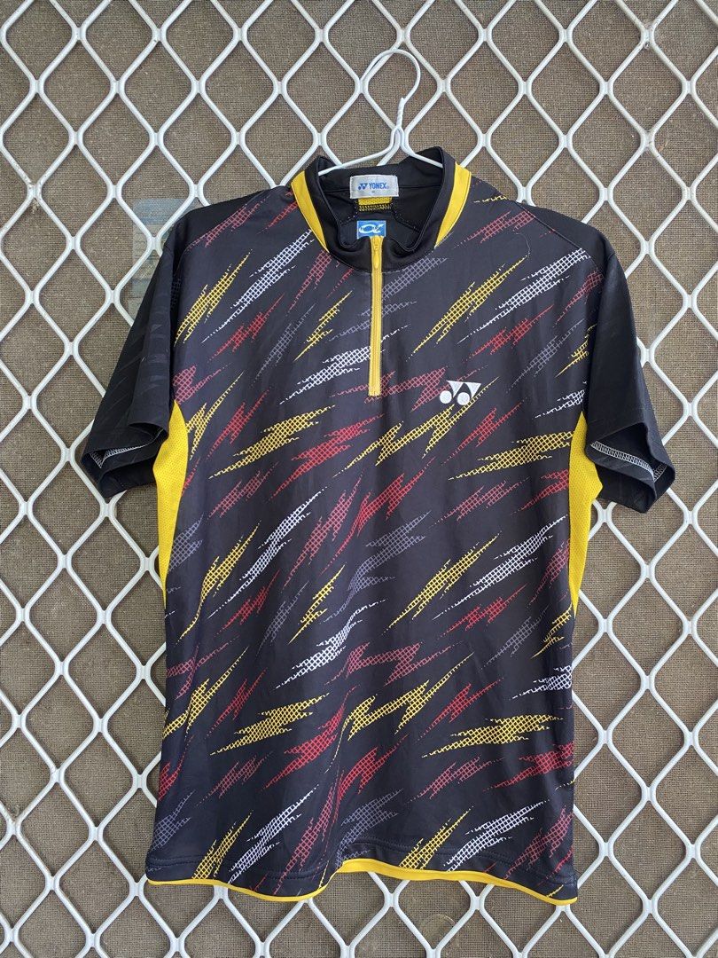 Yonex QZIP (Category: Activewear) located in Cabadbaran. Submitted by jersey.cobyming (Listing ID 1470053433, Image 1). Description: L: 26" W: 19.5" Size on tag: M Excellent Condition | GOOD AS NEW Embroidered logo.