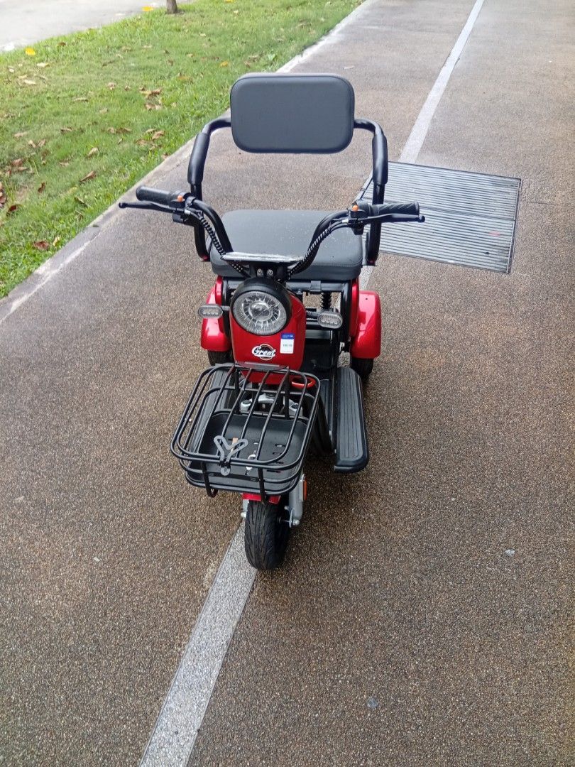 YY Mobility Vintage 3-Wheel Electric Mobility Scooter, Sports Equipment ...