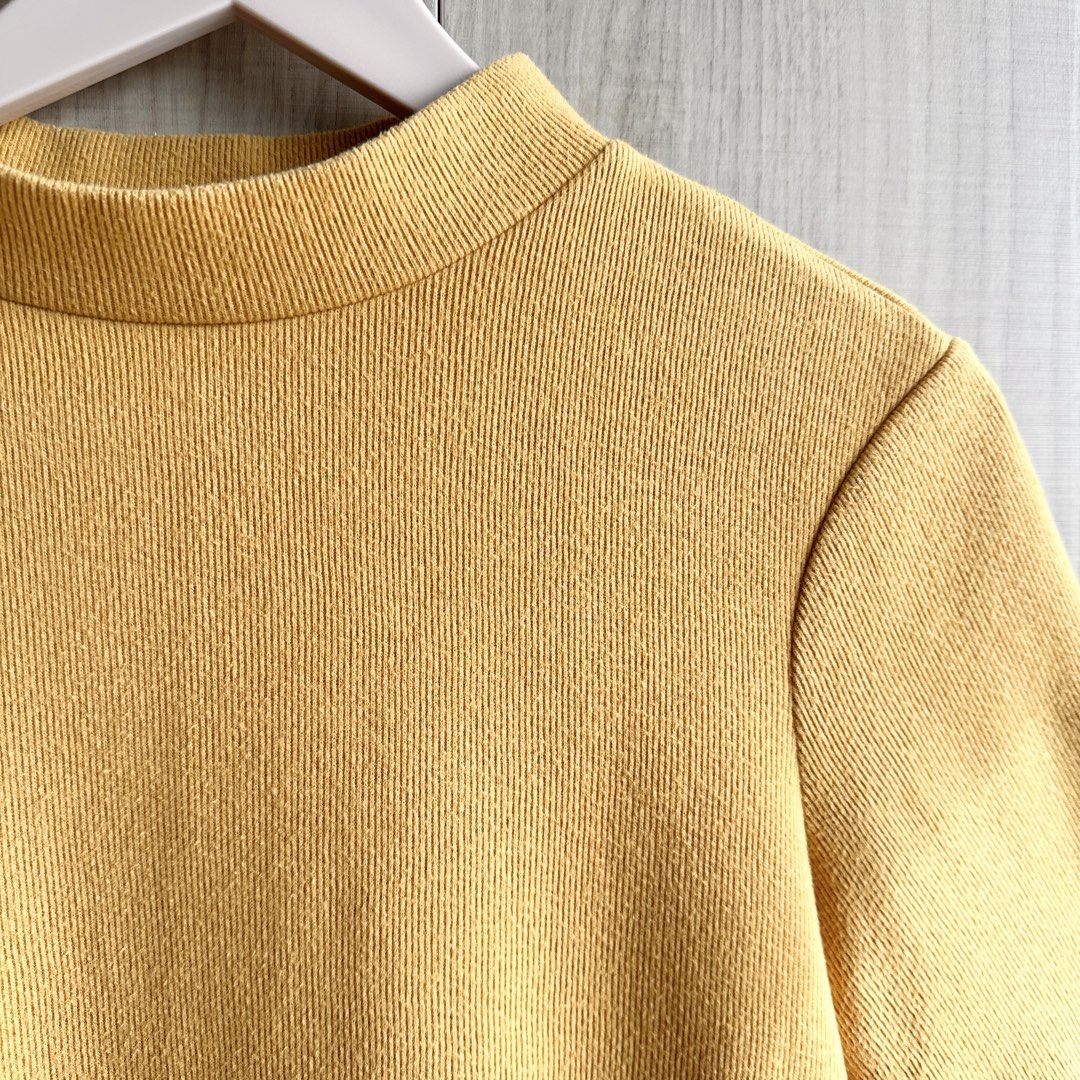 ZARA - Mustard Mock Neck Top (Category: Others Tops) located in Makati City. Submitted by alilbitofeverything.ph (Listing ID 1470008128, Image 2). Description: 📍Makati Brand: Zara Size on tag: Small Fits small-semi medium No flaws.