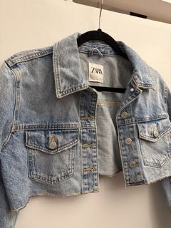 (Category: ) located in . Submitted by closetclearout.mnl (Listing ID 1470084843, Image 1). Description: .