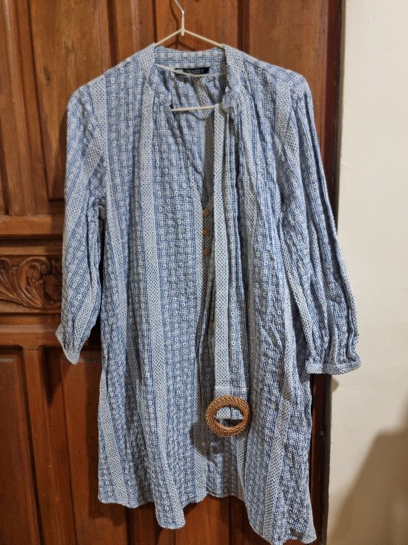 ZARA Cutwork Embroidery Belted Mini Dress (Category: Dresses) located in Makati City. Submitted by amberirix (Listing ID 1470041046, Image 2). Description: ZARA Cutwork Embroidery Belted Mini Dress Size Small on tag but can fit Meduim Removed tag but not worn Location: Taguig MOP: BPI Shipping via Lalamove, Grab or J&T.