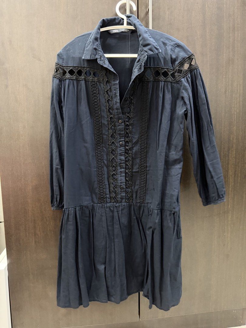 Zara Dress - Navy Blue (Category: Dresses) located in Mandaluyong City. Submitted by mry.mry (Listing ID 1470059410, Image 1). Description: .