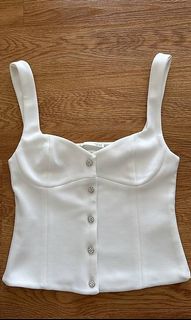 (Category: ) located in . Submitted by tinycloset__ (Listing ID 1470031247, Image 1). Description: .