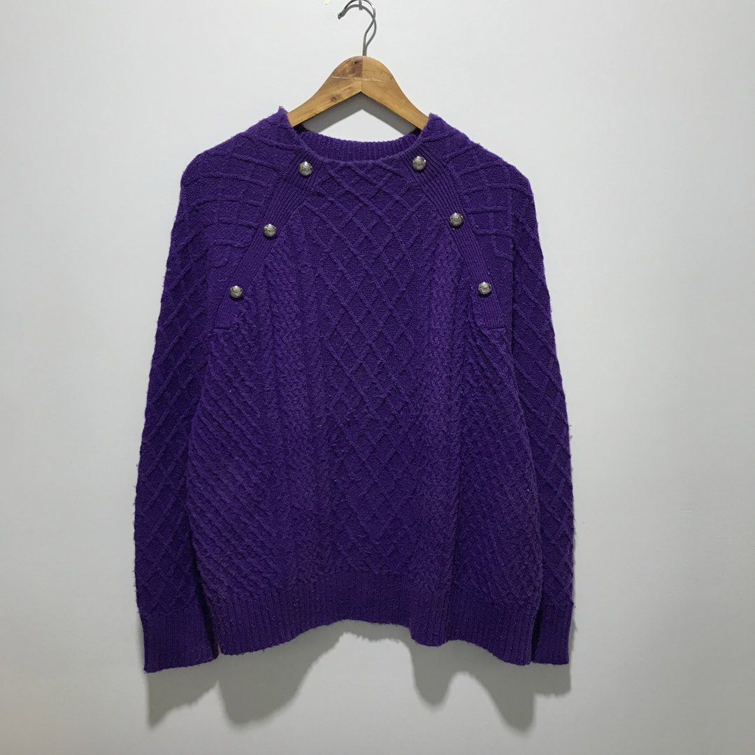 ZARA Purple Knitted Sweater (Category: Coats, Jackets and Outerwear) located in Cavite. Submitted by tanya.valentin (Listing ID 1469964034, Image 2). Description: - 26x27.