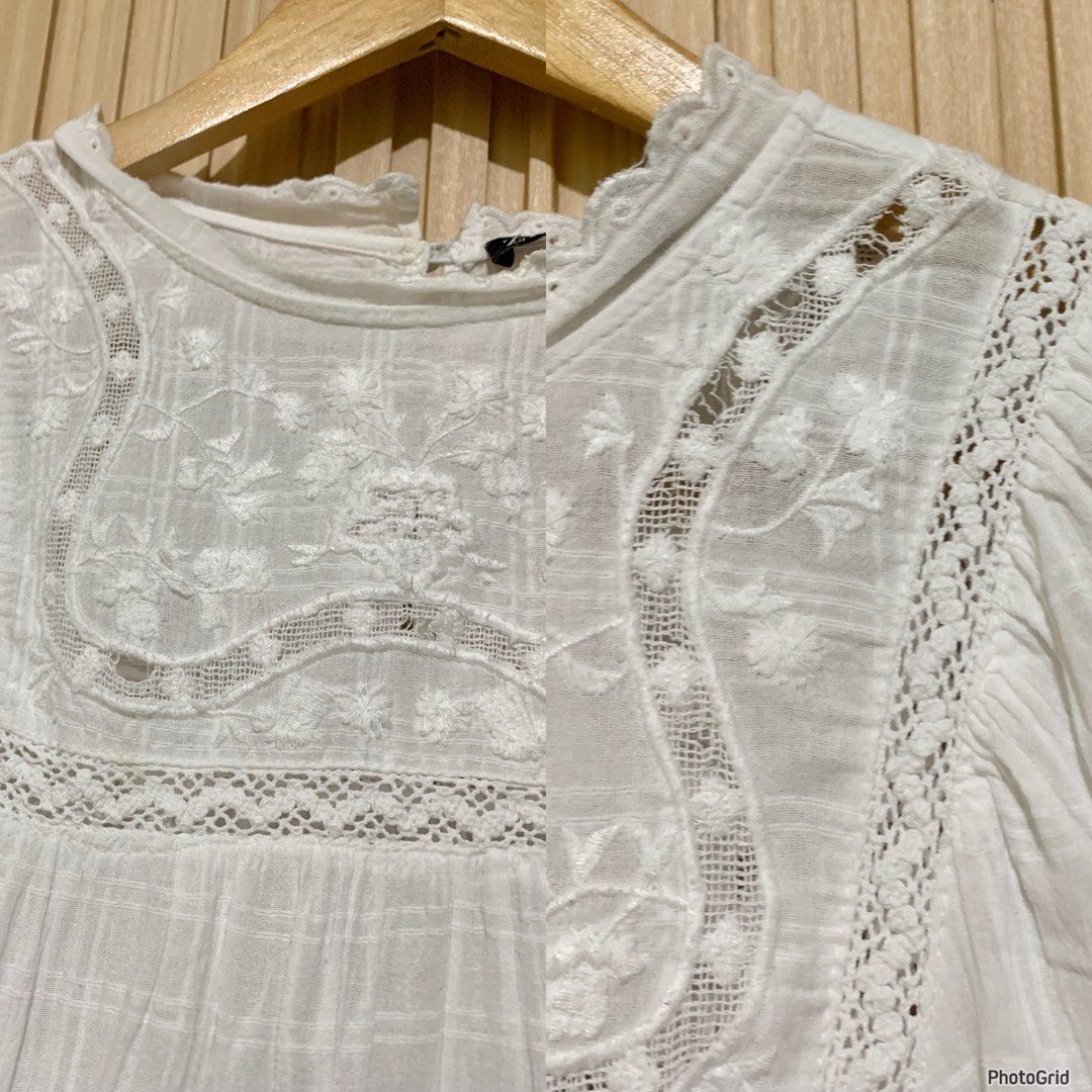 Zara top (Category: Blouses) located in Koronadal. Submitted by gstyledforless (Listing ID 1470104913, Image 2). Description: Has flaws.