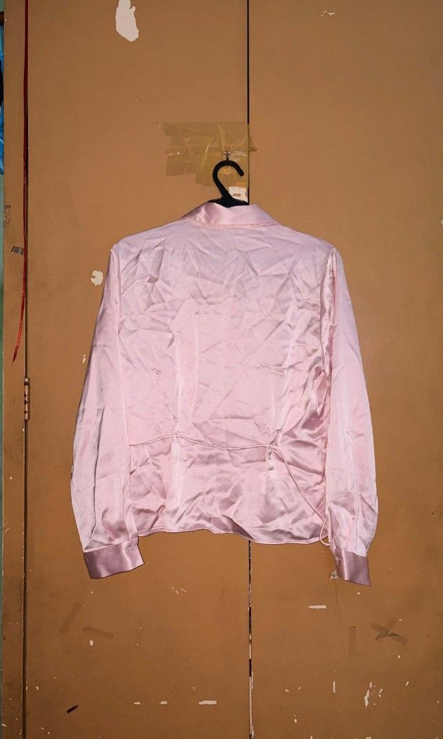 Zara Top longsleeves (Category: Longsleeves) located in Quezon City. Submitted by dealmaker8 (Listing ID 1469954577, Image 3). Description: Zara Original with tag price width 20 inches length 21.5 inches Large on tag tag price: 2,395.